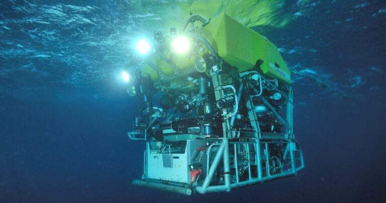 Sub robot menyelam dalam boleh menjadi harapan terakhir bagi pelancong Titanic yang hilang Sub robot menyelam dalam boleh menjadi harapan terakhir bagi pelancong Titanic yang hilang